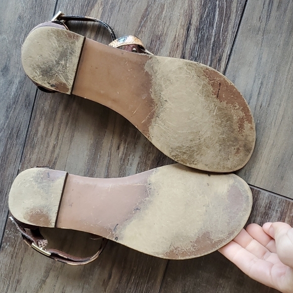 Steve Madden Women Serrious AnimalPrint T strap flat Comfort Sandals sz 6 - Picture 7 of 10